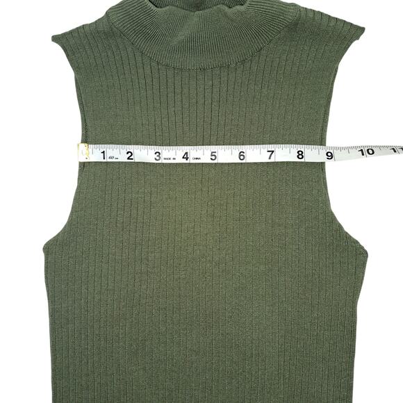Rue21 Mock Neck Tank Womens Size M Classic Staple Cottagecore Preppy Indie Boho - Picture 9 of 10